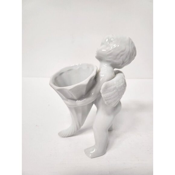 Vintage White Ceramic Angel Cherub Boy Holding Cornucopia Vase Figurine RARE - Picture 4 of 9